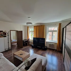 63m2 S Balkonem V Lázeňském Centru Apartmán
